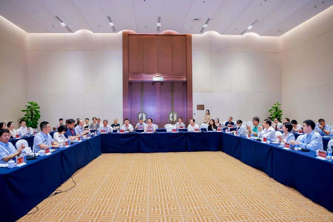 电子会议桌牌.jpg 电子会议桌牌.jpg